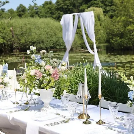 Апартаменты Seehaus Mit Kamin Und Hot Tub *