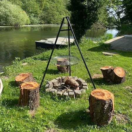 Seehaus Mit Kamin Und Hot Tub Крефельд