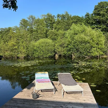 Seehaus Mit Kamin Und Hot Tub Апартаменты *